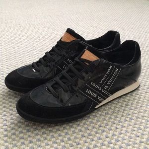 LOUIS VUITTON 2007 Lesley Patent Leather Sneakers
